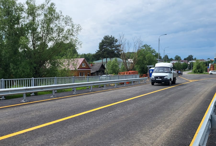 Ивановская область: в поселке Палех открыли движение по мосту через Палешку