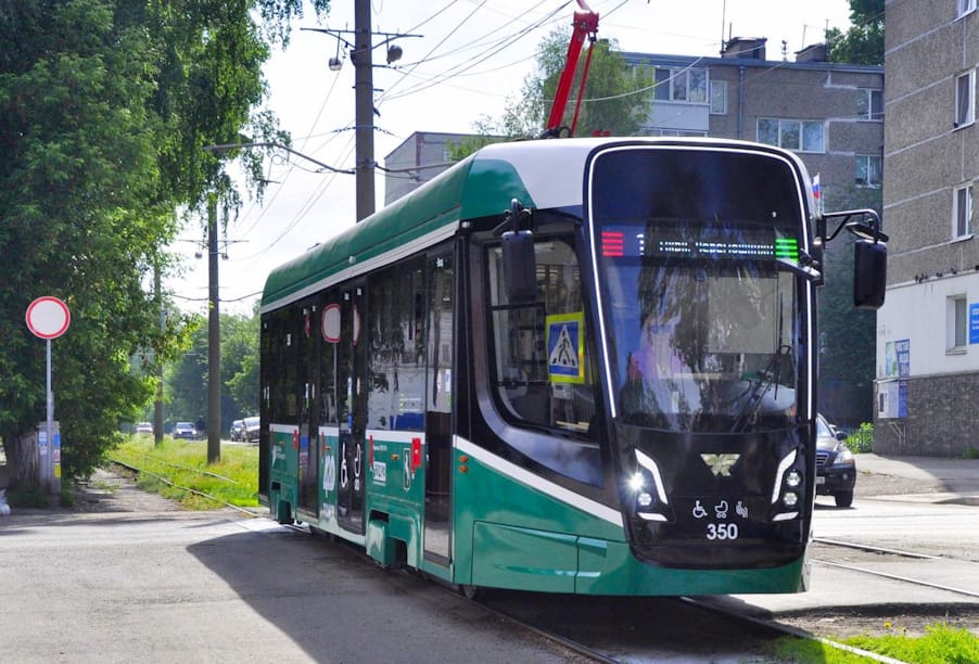 Благодаря нацпроекту трамвайный парк Томска пополнился новыми трамваями